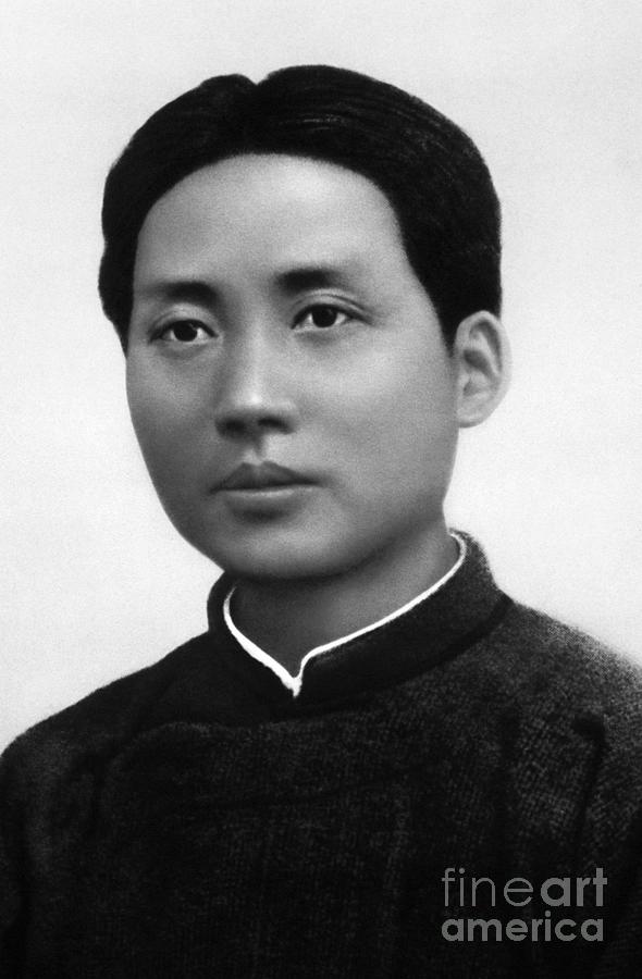Portrait Of Mao Tse-tung Photograph by Chinese Photographer