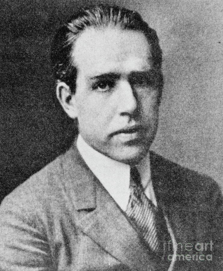 Portrait Of Niels Bohr Photograph By Science Photo Library