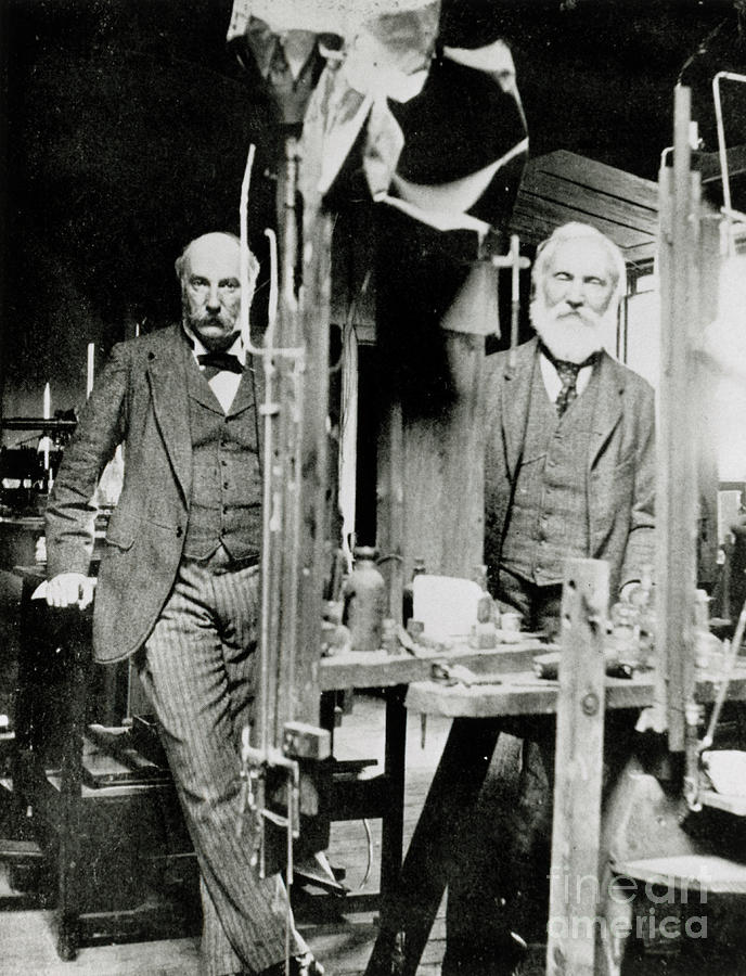 Portrait Of Physicists Lord Rayleigh And Kelvin Photograph by Science Photo Library