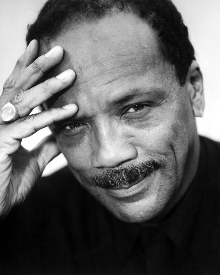 Quincy Jones Photograph - Portrait Of Quincy Jones by Globe Photos