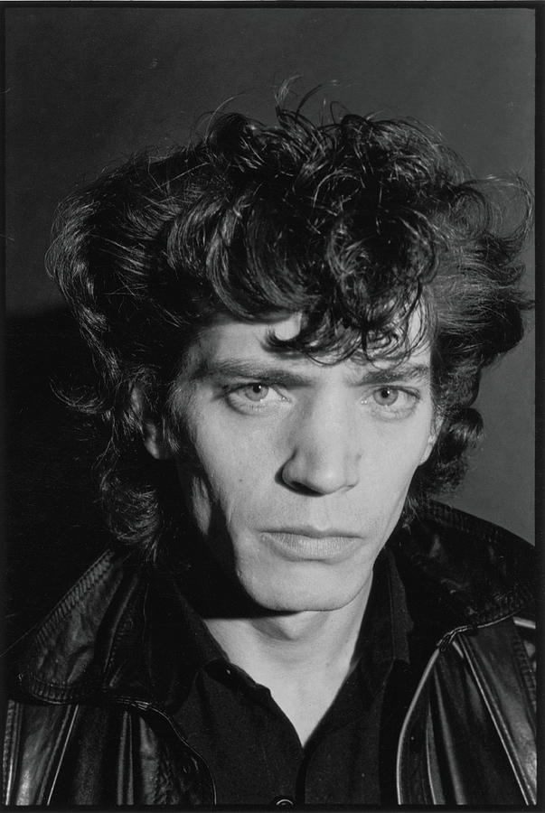 Portrait Of Robert Mapplethorpe Photograph by Fred W. McDarrah