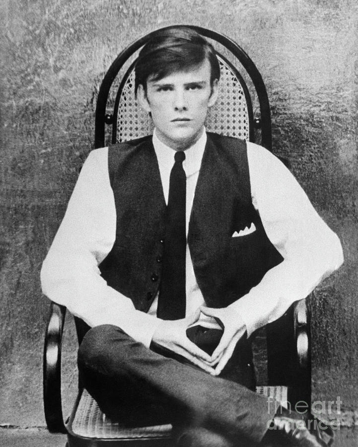 Portrait Of Stu Sutcliffe Photograph By Bettmann Fine Art America 2209