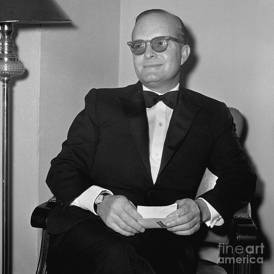 Portrait Of Truman Capote Photograph by Bettmann
