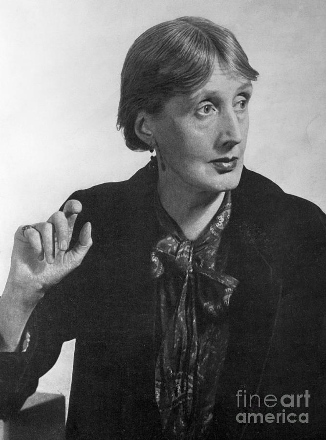 Portrait Of Virginia Woolf Photograph by Bettmann