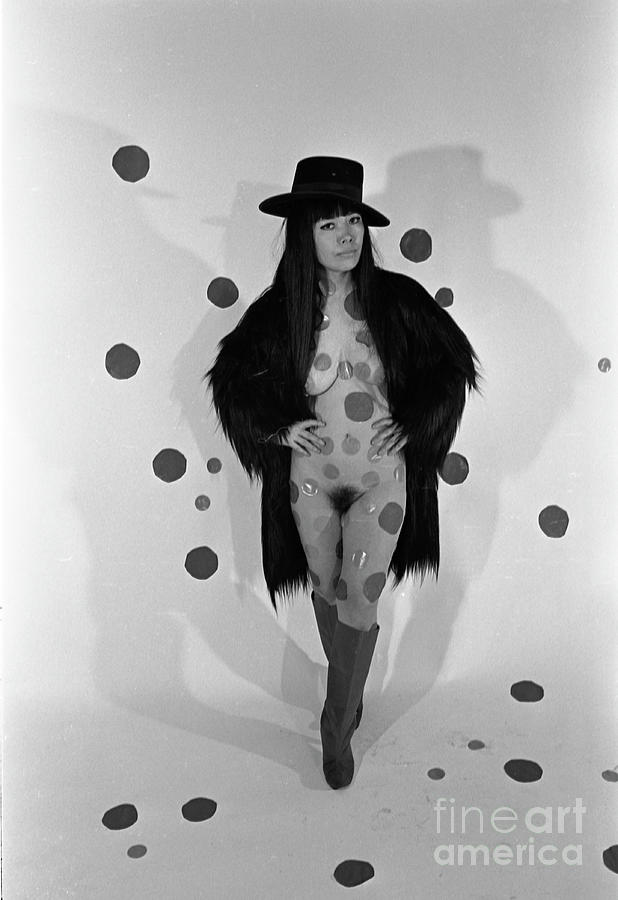 Portrait Of Yayoi Kusama Photograph by Fred W. Mcdarrah Portrait Of Yayoi Kusama Photograph by Fred W. Mcdarrah