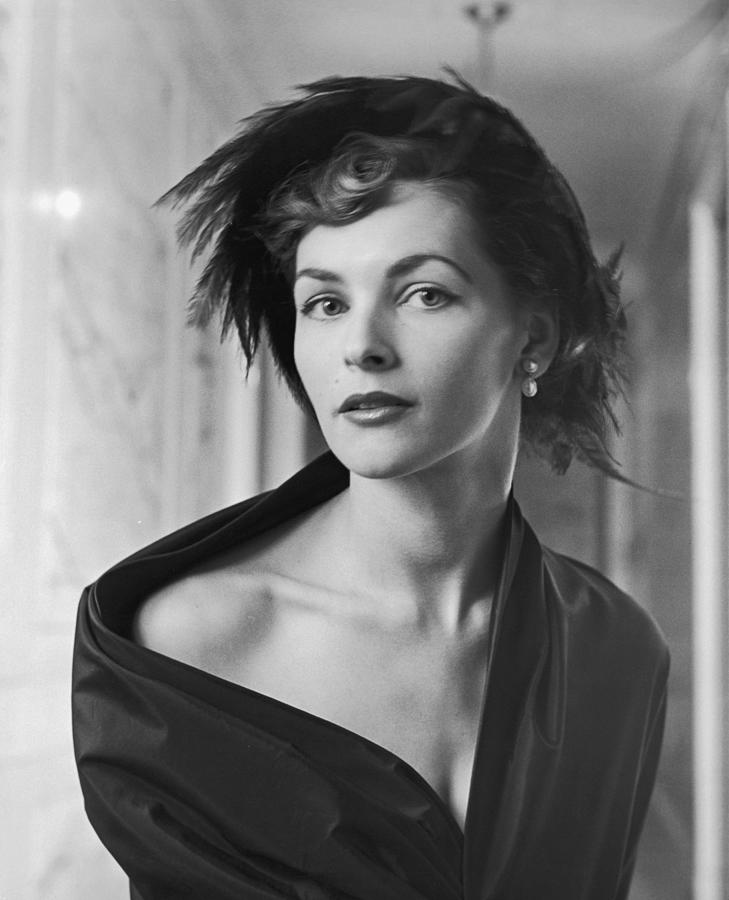 Portriat Of Model Georgia Hamilton Photograph by Nina Leen Portriat Of Model Georgia Hamilton Photograph by Nina Leen