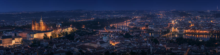 Praha Vi Photograph by Juan Pablo De Miguel