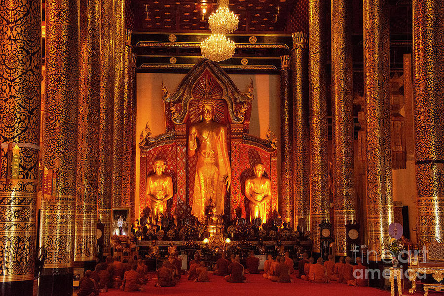 Architecture Photograph - Prayer Time at Wat Chedi Luang by Bob Phillips