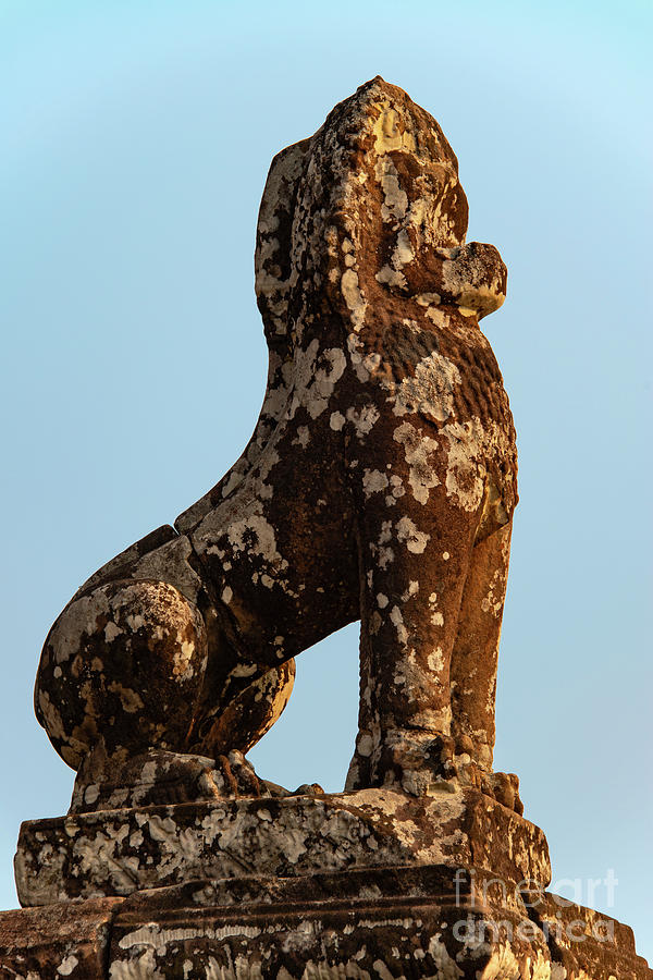 Landmark Photograph - Pre Rup Temple Lion by Bob Phillips