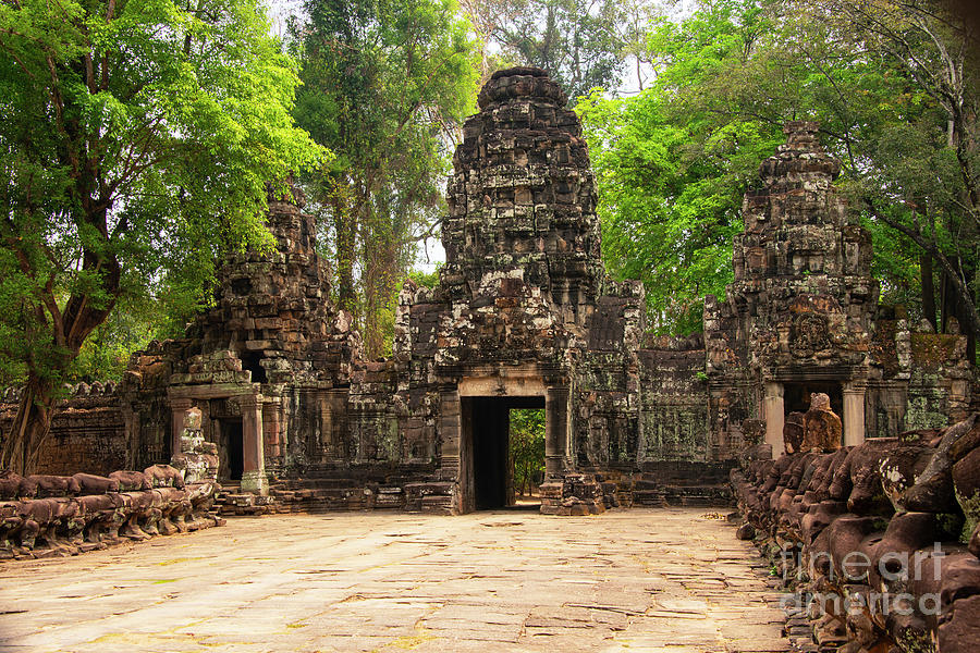 Preah Khan Temple Gate Photograph by Bob Phillips