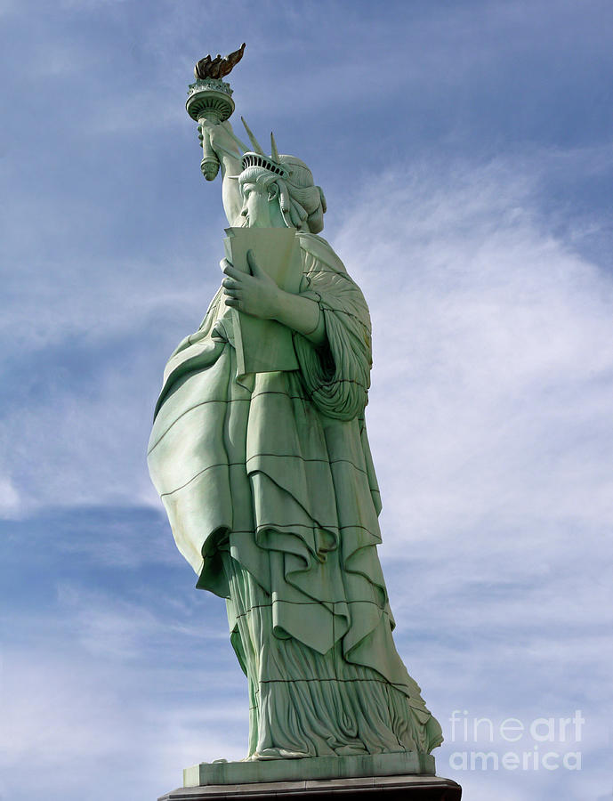 Pregnant Statue Of Liberty Photograph by Tony Craddock/science Photo