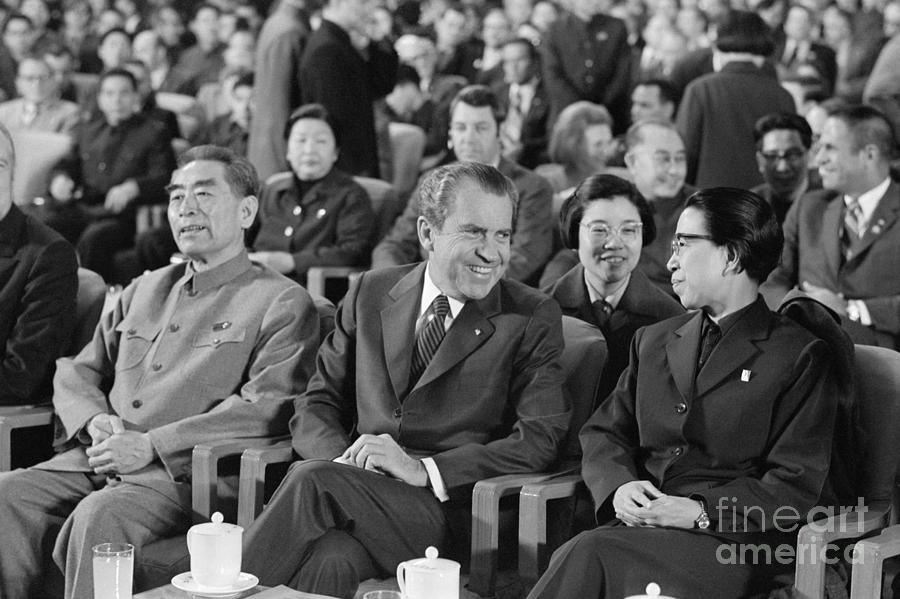Pres. Nixon Chats With Mme Chiang Ching Photograph by Bettmann