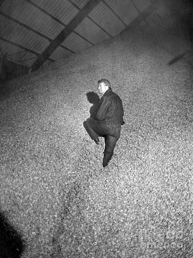 President Carter Standing In Peanuts Photograph by Bettmann