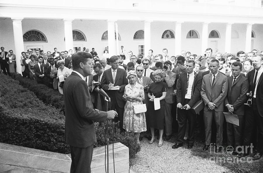 President Kennedy Addressing Peace Photograph by Bettmann