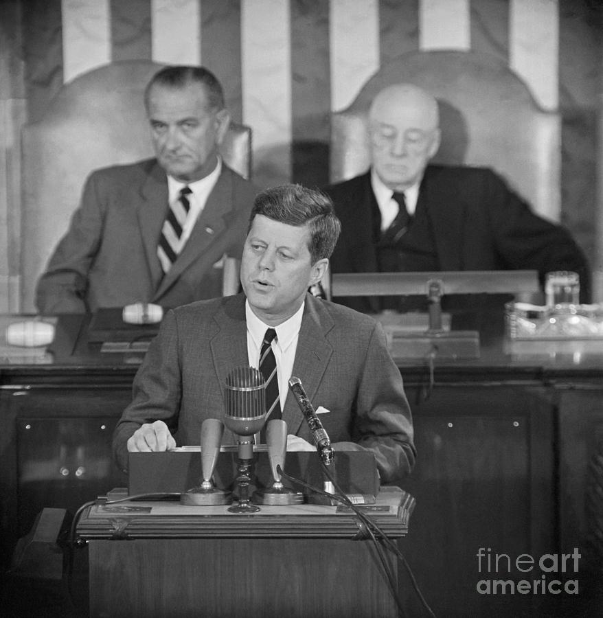 President Kennedy Announces The Apollo Photograph by Bettmann