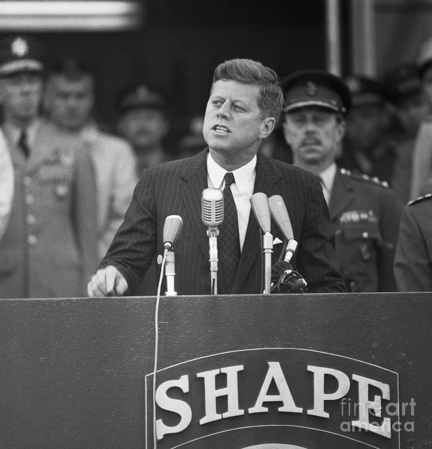 President Kennedy Giving Speech Photograph by Bettmann