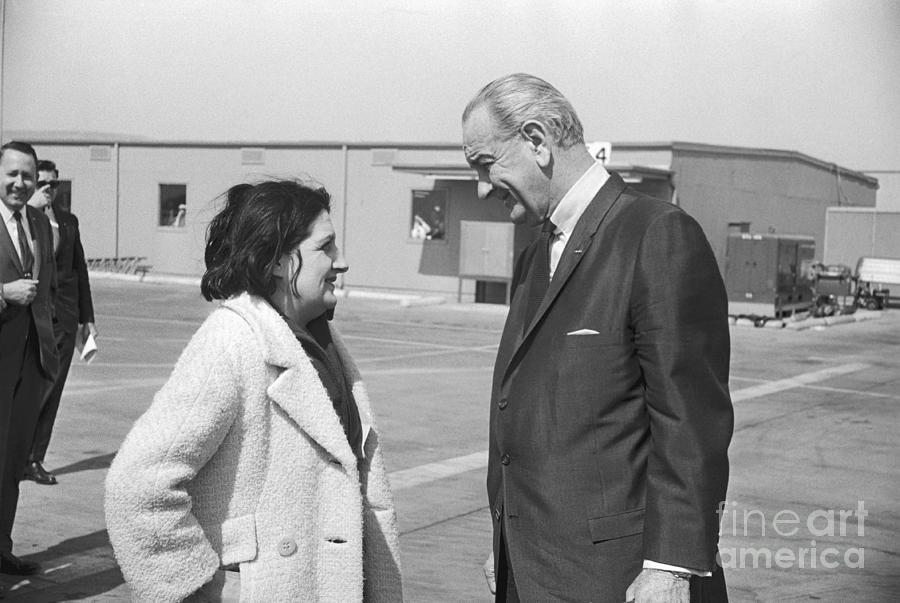 President Lyndon Johnson Talking Photograph by Bettmann