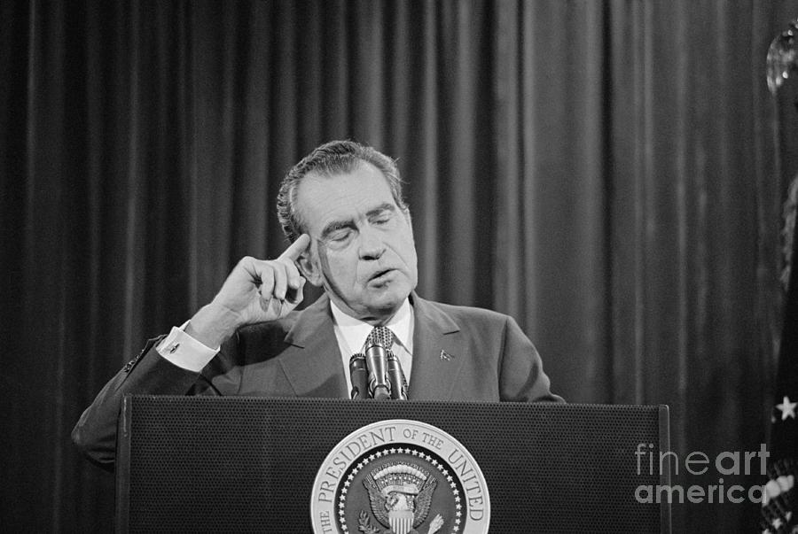 President Nixon Pointing To His Head Photograph by Bettmann