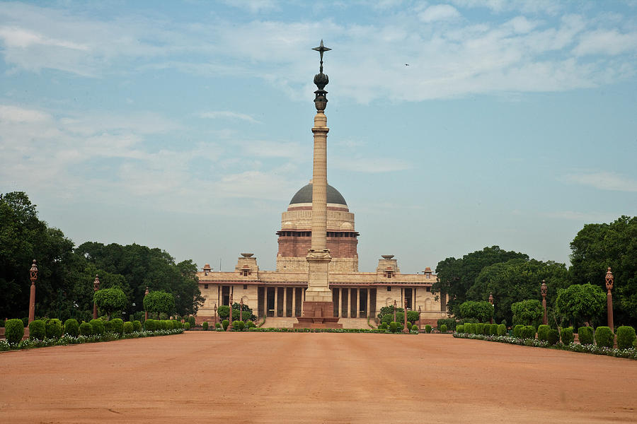 Presidents House, New Delhi Photograph by James Gritz