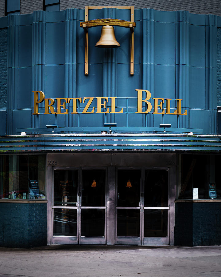 Pretzel Bell Restaurant Photograph by Greg Croasdill