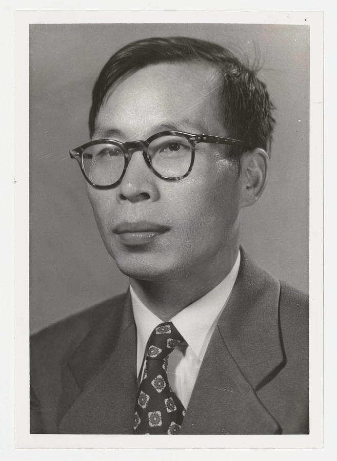Professor Sing-nan Fen, Professor Photograph by North Carolina Central University