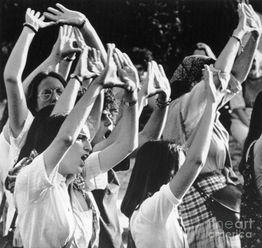 Protest Crowd Giving Feminist Salute Photograph by Bettmann