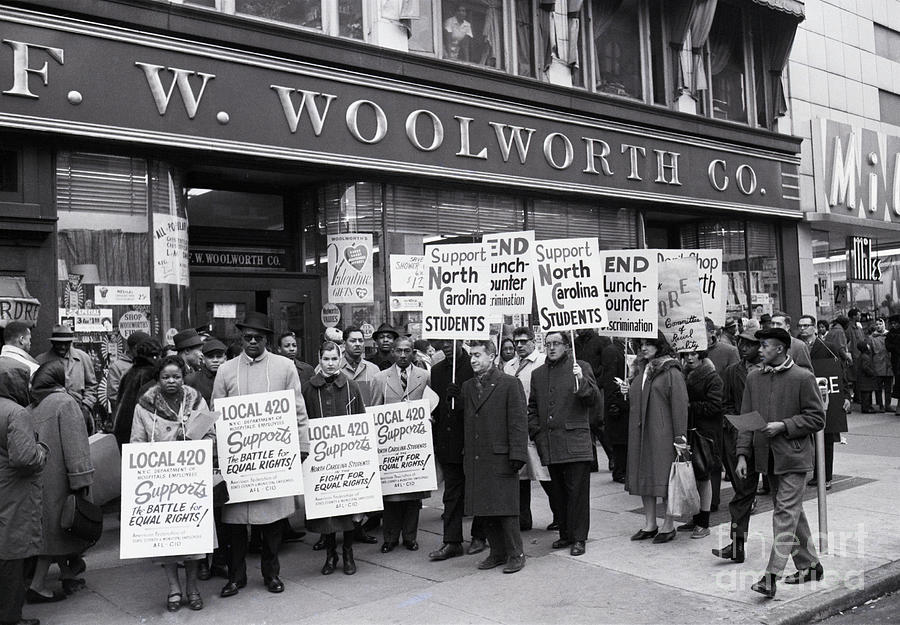 Protesters In Front Of Woolworth Photograph by Bettmann