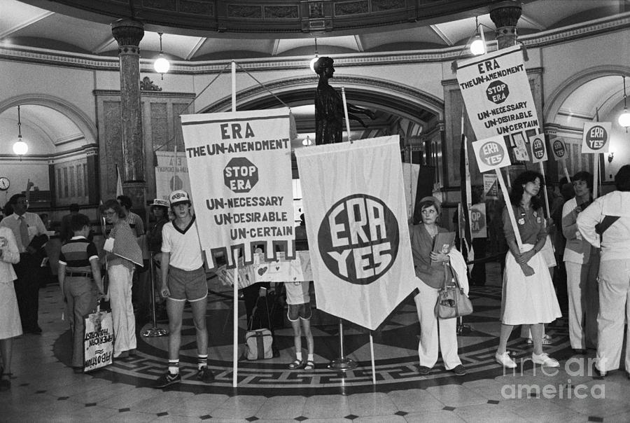 Protesting For And Against The Equal Photograph by Bettmann