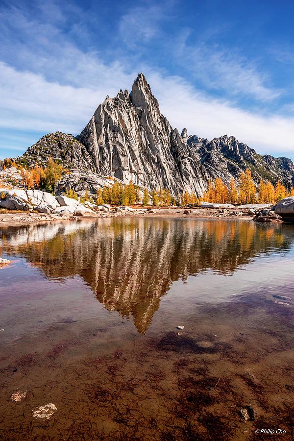 Prusik peak reflection Photograph by Philip Cho