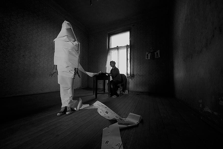 Psycho Movie Photograph - Psycho Therapy by Mario Grobenski - Psychodaddy