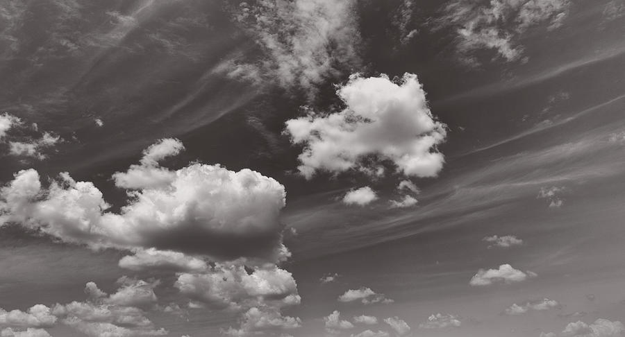 Krishnan Photograph - Puffing sky by Krishnan Srinivasan