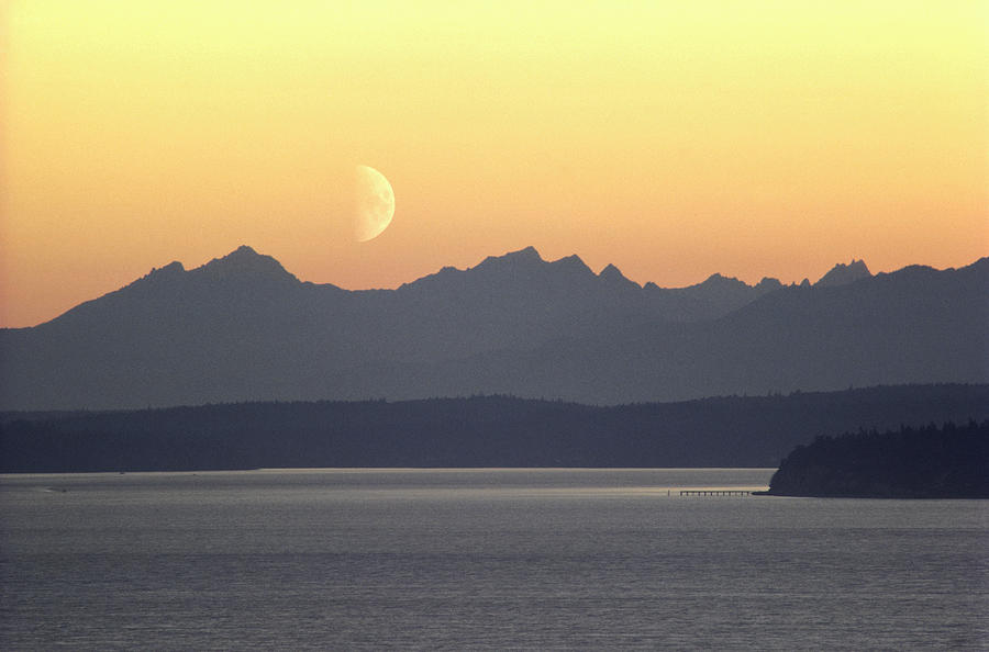 Puget Sound Moonset - Washington Photograph by Bruce Heinemann