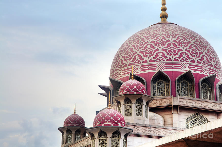 Islamic Photograph - Putra Mosque Is The Principal Mosque Of by Szefei Islamic Photograph - Putra Mosque Is The Principal Mosque Of by Szefei