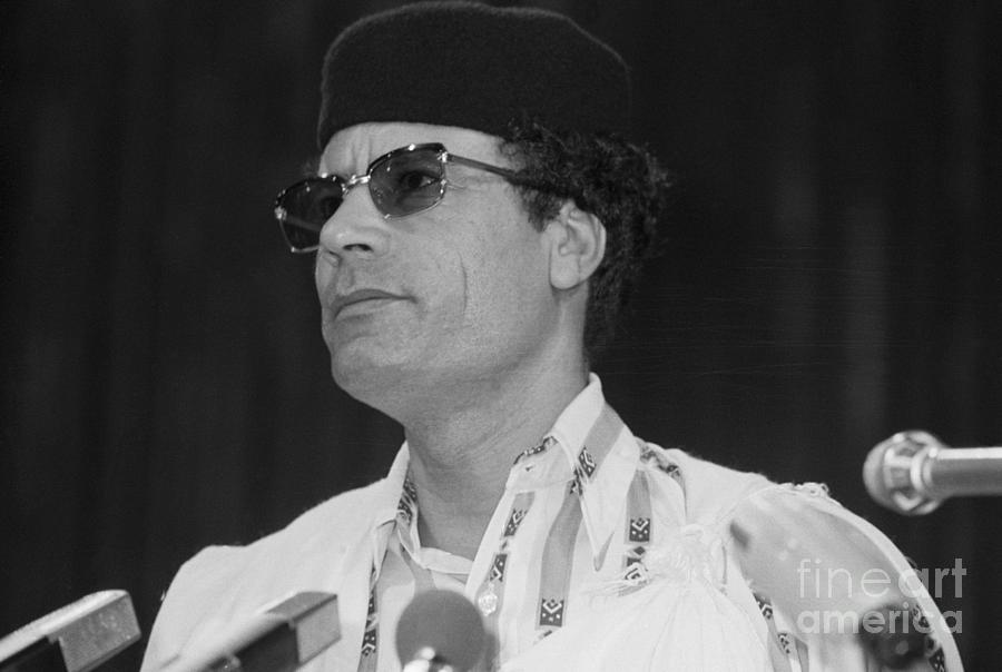 Qaddafi Speaking At Summit Photograph by Bettmann