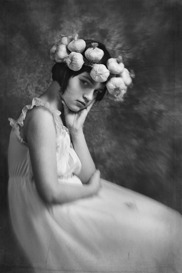 Portrait Photograph - Queen Garlic by Marius Cintez?