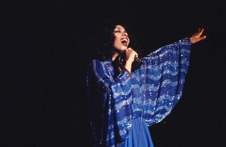 Queen Of Disco Performing Photograph by Michael Ochs Archives