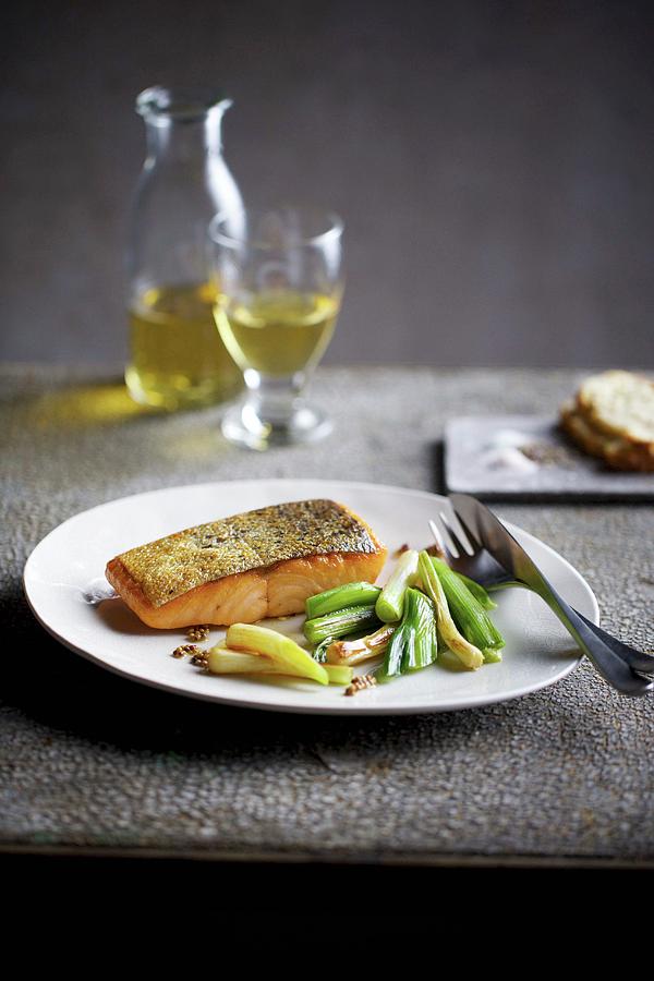Quick Crispy Salmon With White Wine Onions Photograph by Fotos Mit Geschmack Jalag