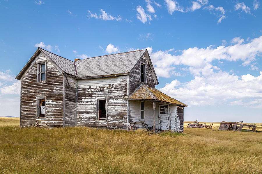 Quiet Farm House Photograph by Chad Rowe - Pixels