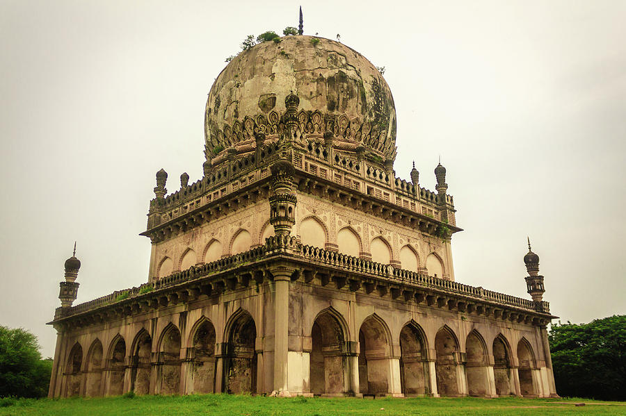 Qutub Shahi Tomb Photograph by Lsprasath Photography