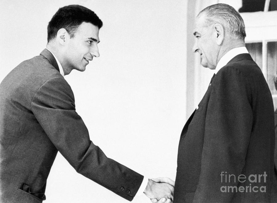 Ralph Nader And Lyndon Johnson Shaking By Bettmann 4977