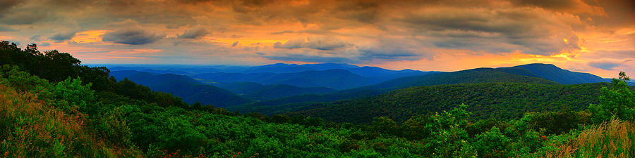 Range View 4 to 1 Panorama 2 by Raymond Salani III Range View 4 to 1 Panorama 2 by Raymond Salani III