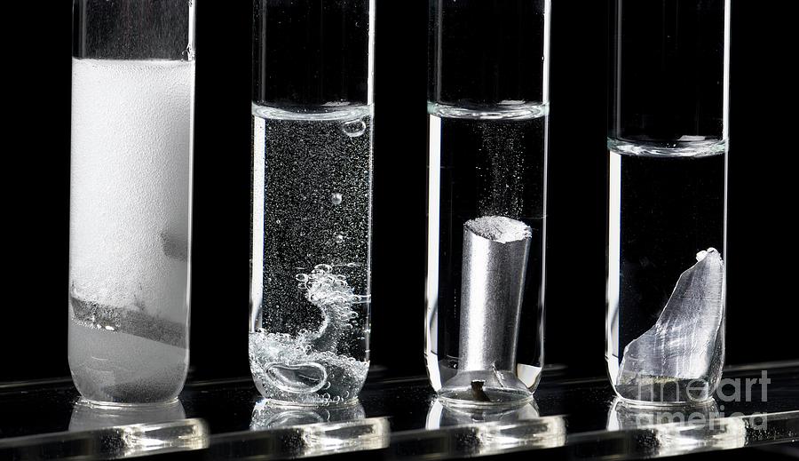Reaction Of Metals In Hydrochloric Acid Photograph by Martyn F. Chillmaid/science Photo Library