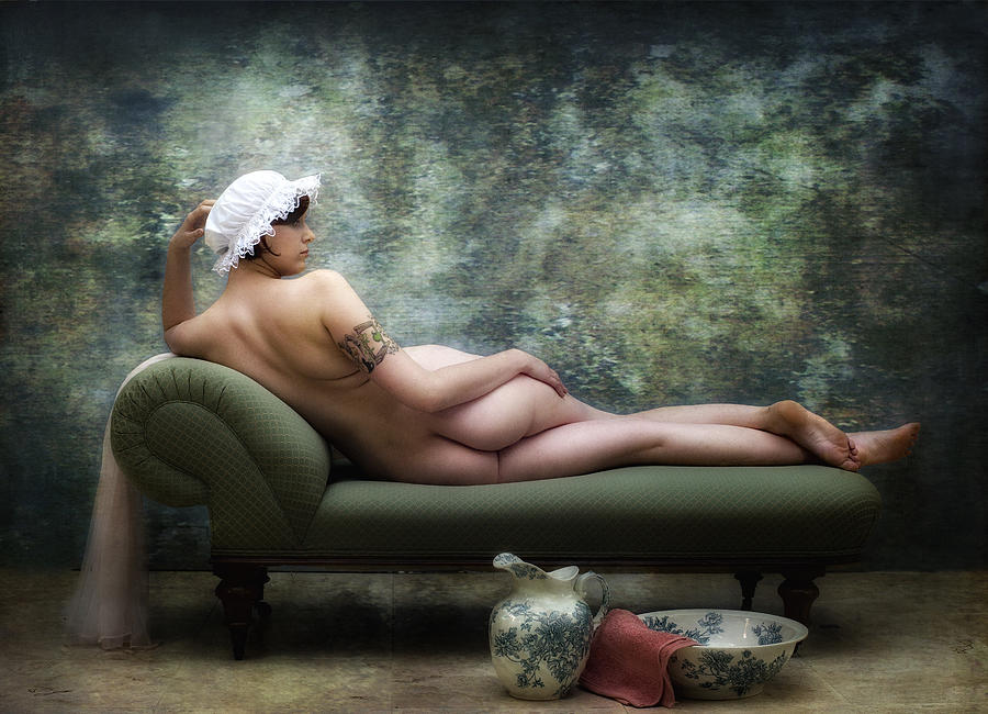 Fine Art Nude Photograph - Reclining Carley by Kenp