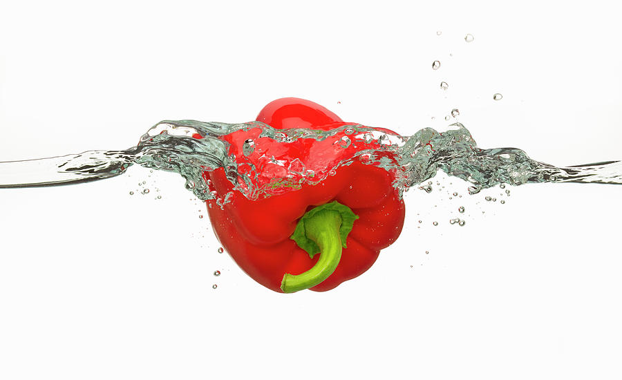 Red Bell Pepper In Water Photograph by Don Farrall