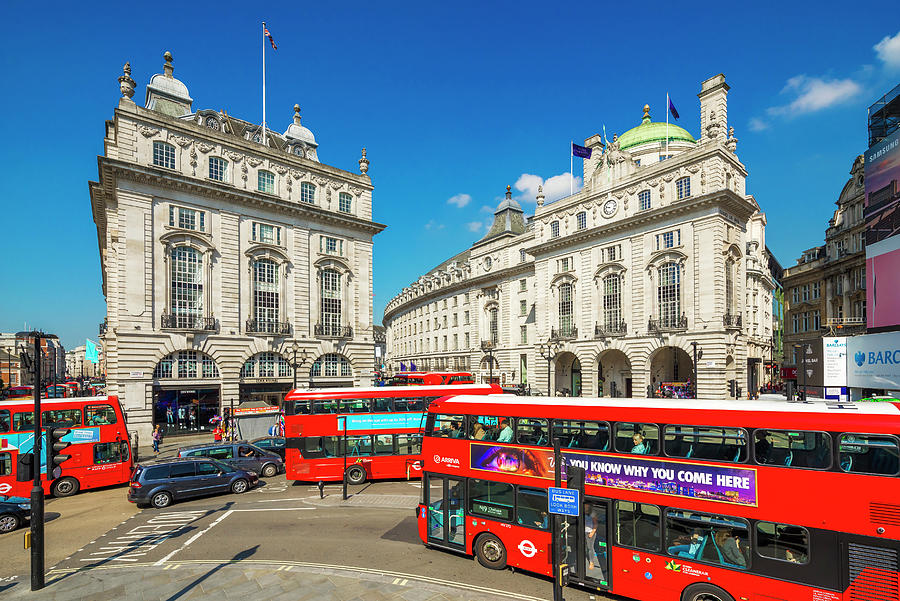 Red Double Decker Buses Digital Art by Olimpio Fantuz - Fine Art America