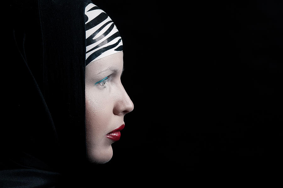 Portrait Photograph - Red Lips by Denisa Justusov umcov