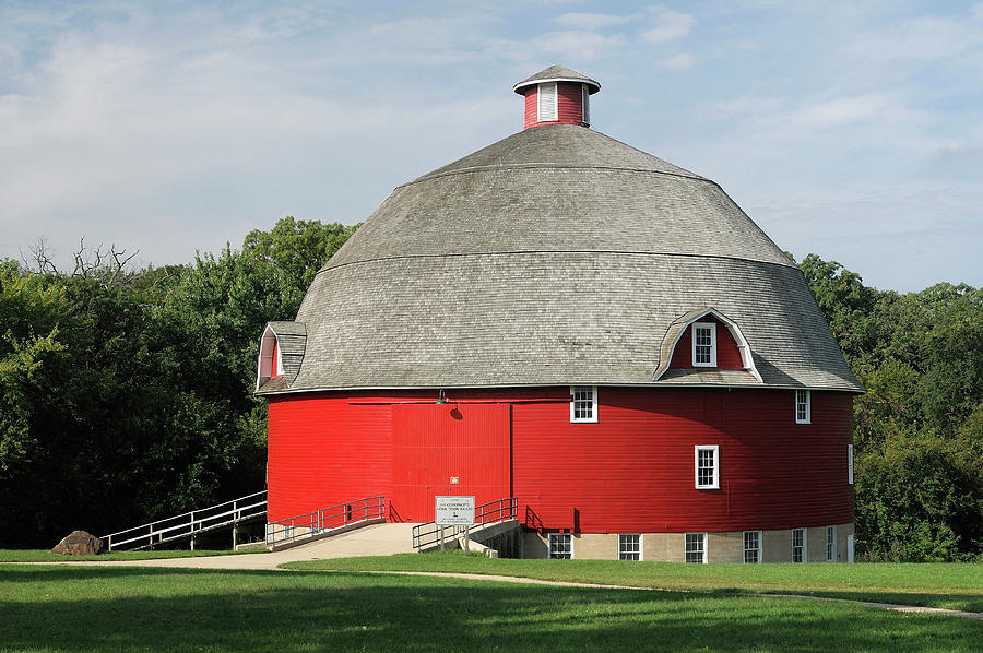 Red Round Barn, Illinois Digital Art by Heeb Photos