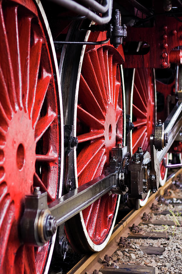Red Wheels Of An Old Steam Locomotive Photograph by Ewg3d