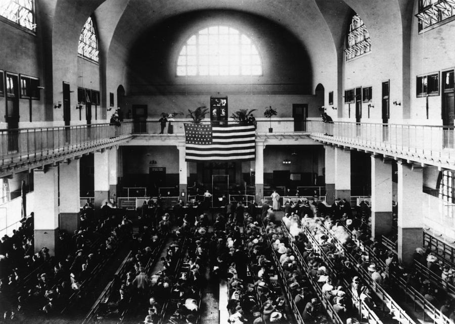 Registry Hall Photograph by Hulton Archive