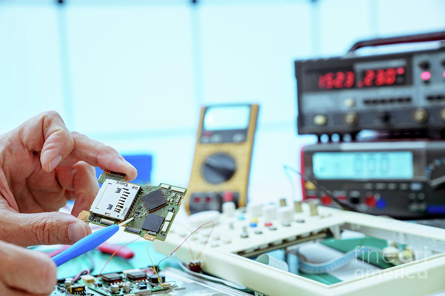 Repairing Of Computer Parts Photograph by Wladimir Bulgar/science Photo ...